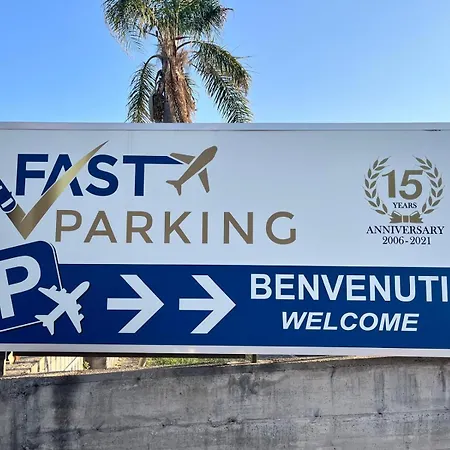 Bed And Fly Near Airport Fontanarossa Gratis Navetta Aeroportuale Bed & Breakfast *